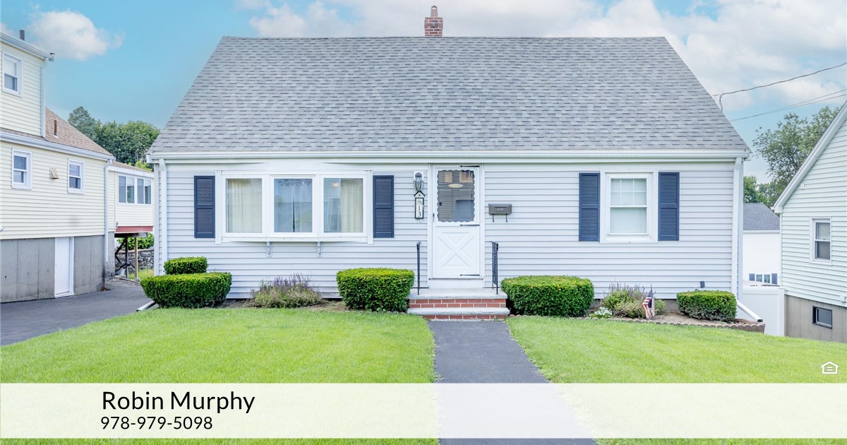 13 Colonial Rd, Peabody, MA 01960